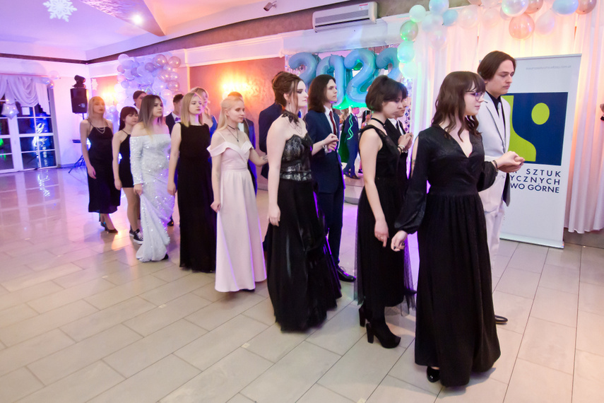 Obok Plastyka – studniówka Plastyka
