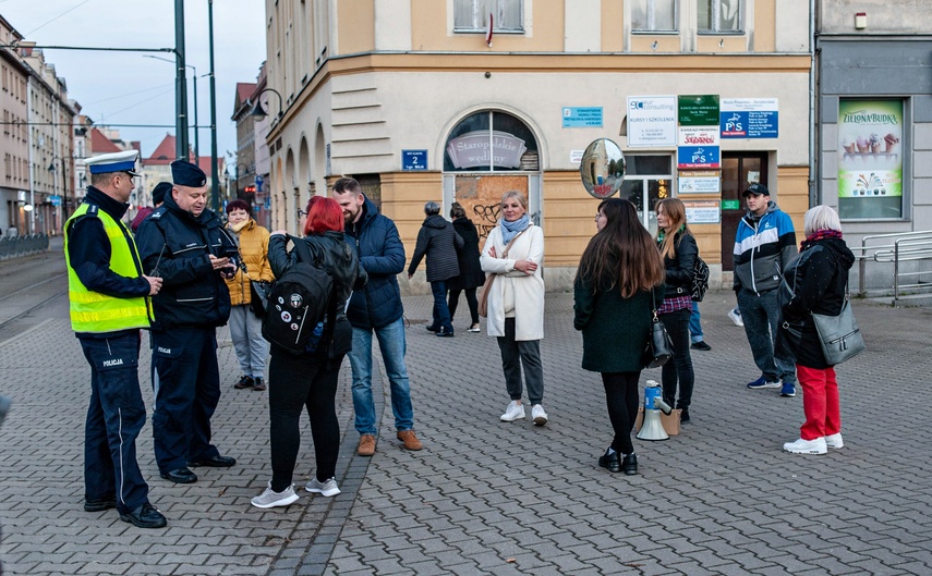 Prounijnie i przeciw wysokim cenom. Kolejny protest w Elblągu