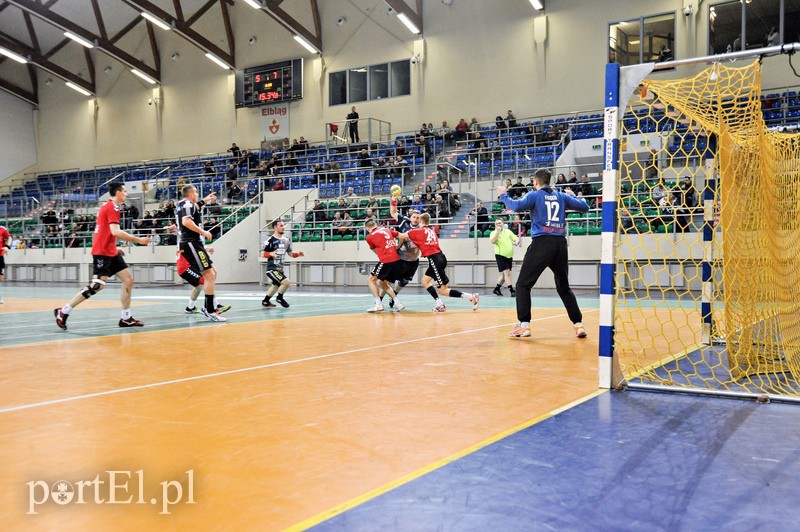 Meblarze bliscy pokonania superligowca 