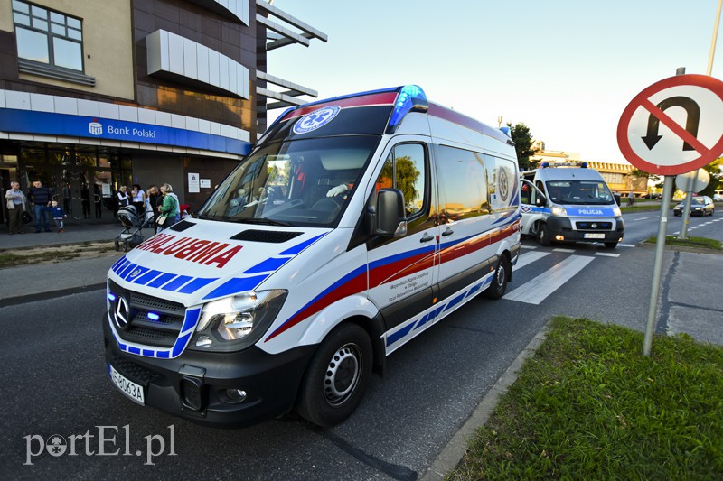 Wjechała w kobietę z dzieckiem na przejściu dla pieszych