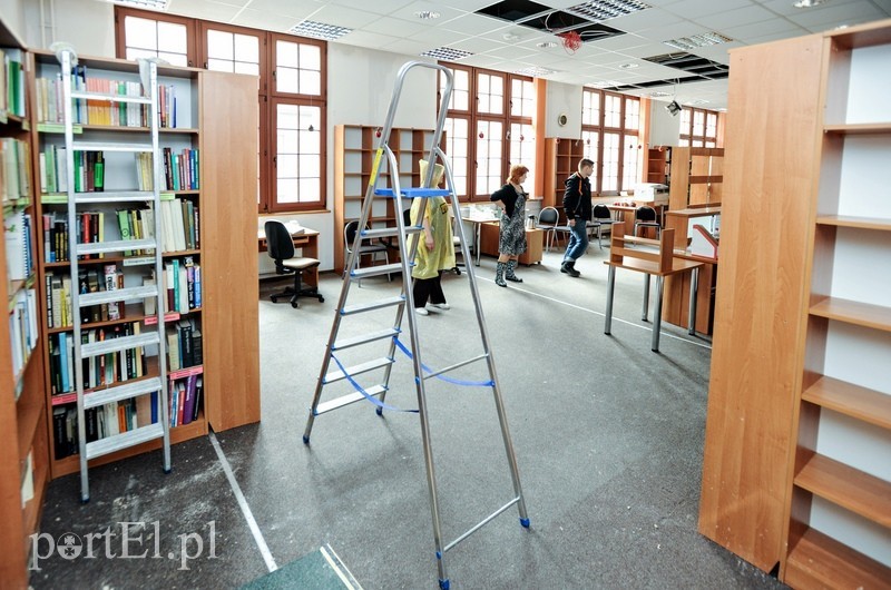 Powódź w bibliotece