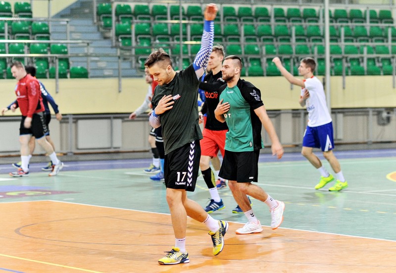 Meblarze wznowili treningi