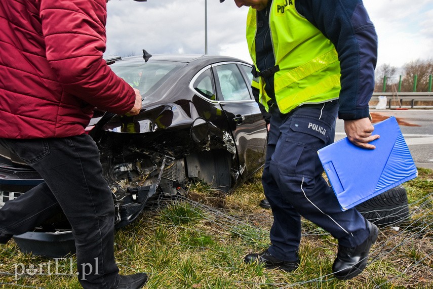 Zajechał drogę i doprowadził do kolizji