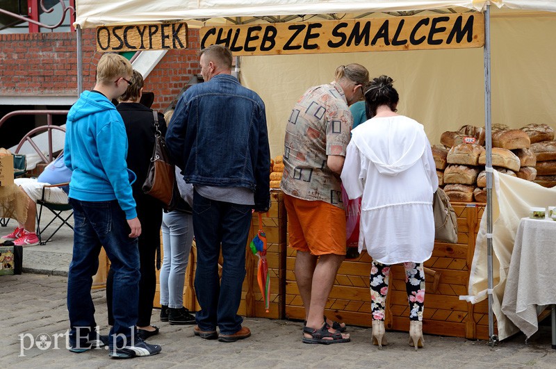 Nie samym chlebem człowiek żyje