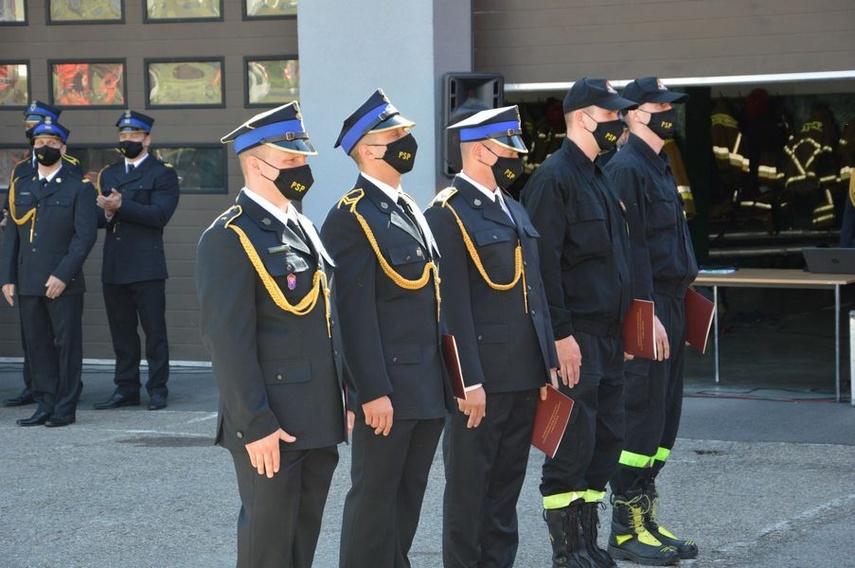 Apel z okazji Dnia Strażaka w Braniewie