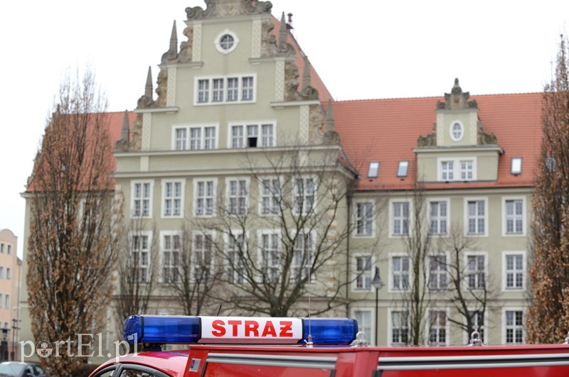 Bomba w sądzie?