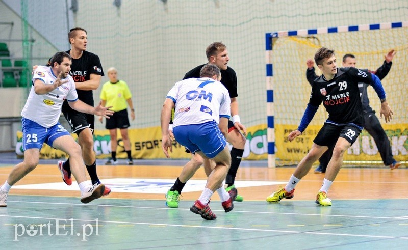 Meblarze po sześciu sparingach