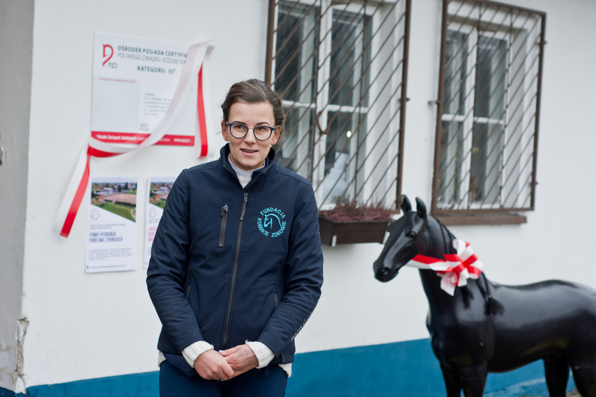 Fundacja Końskie Zdrowie z certyfikatem PZJ