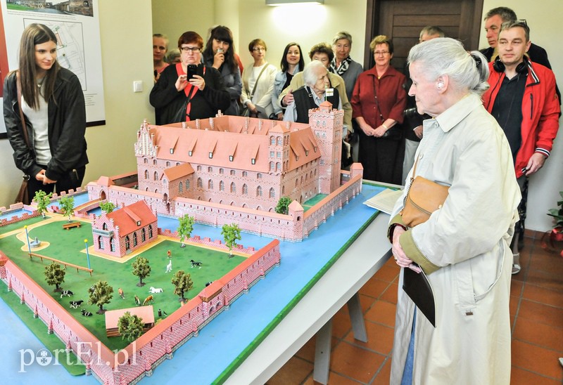 Zamek Wysoki przyjechał z Niemiec