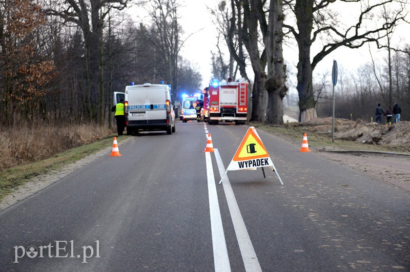 Wypadek na Fromborskiej: dwie osoby ranne