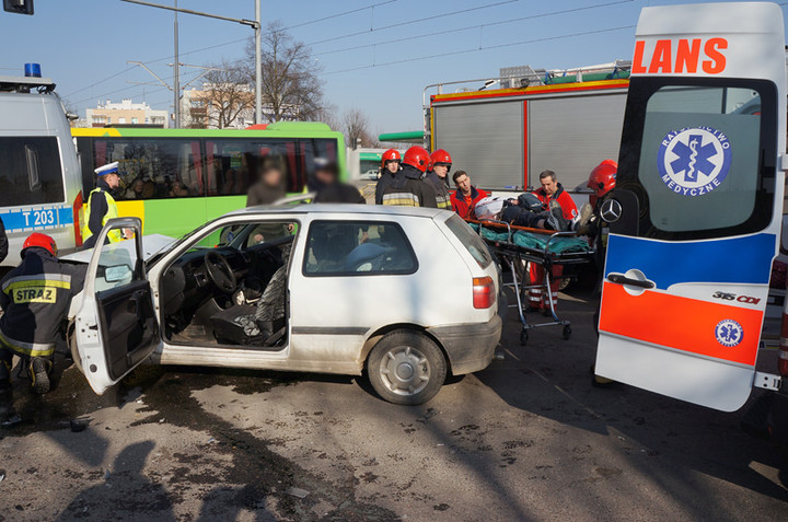 Zderzenie na skrzyżowaniu