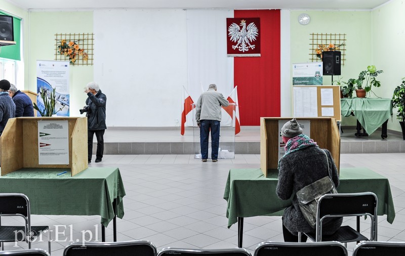 Trwa druga tura wyborów