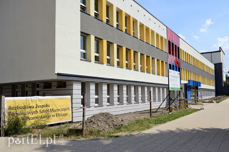 Szkoła Muzyczna jak nowa