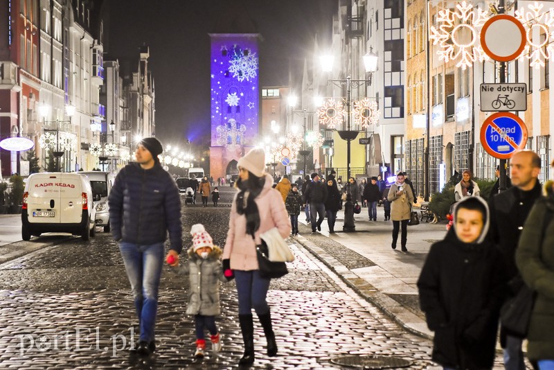 Choinka już zdobi Stare Miasto