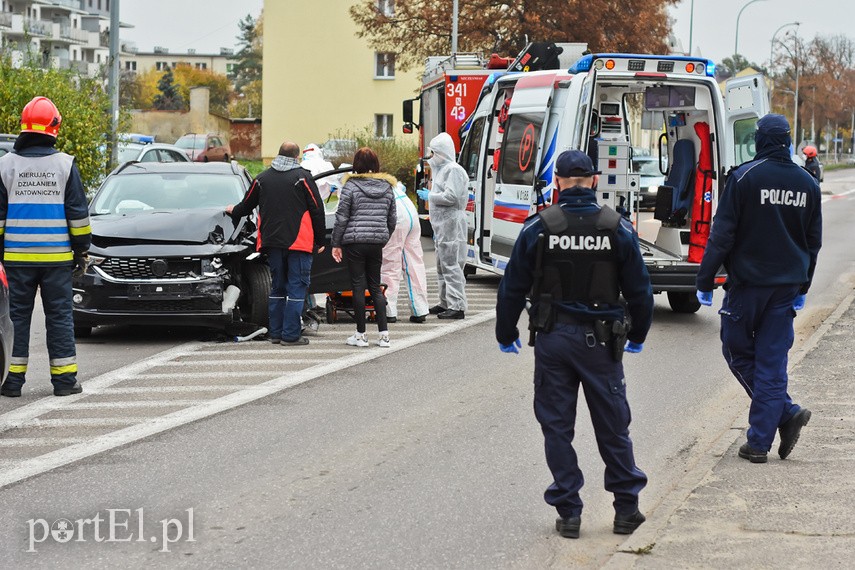 Kolizja fiata z audi na al. Grunwaldzkiej