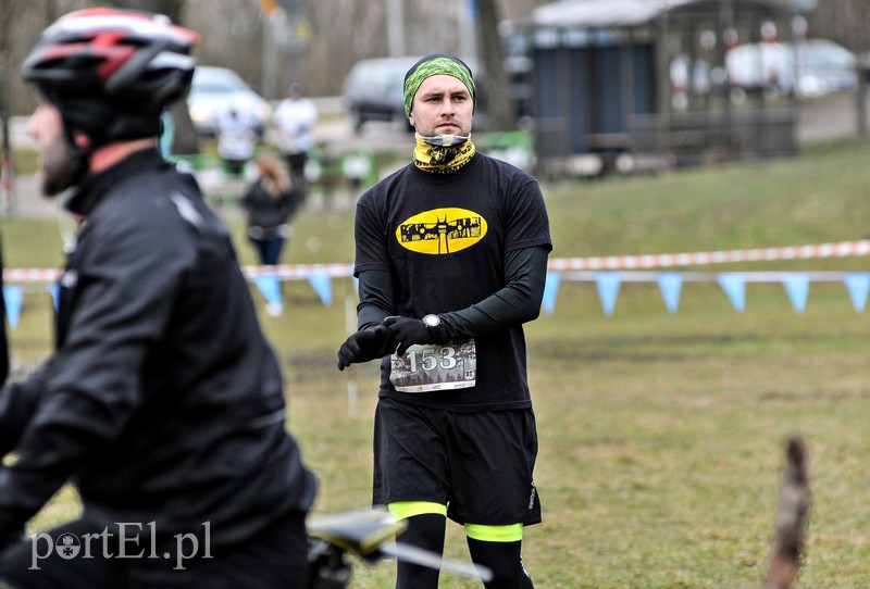 Leśny półmaraton. Tak biegacze uczcili Dzień Kobiet