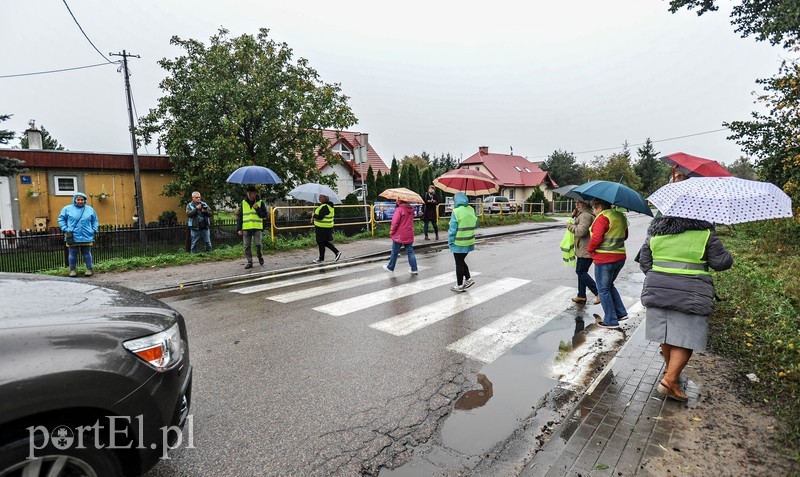 Deszczowy prostest w Gronowie Górnym