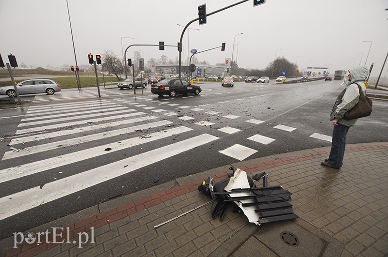  Ciężarówką wjechał w dwa auta