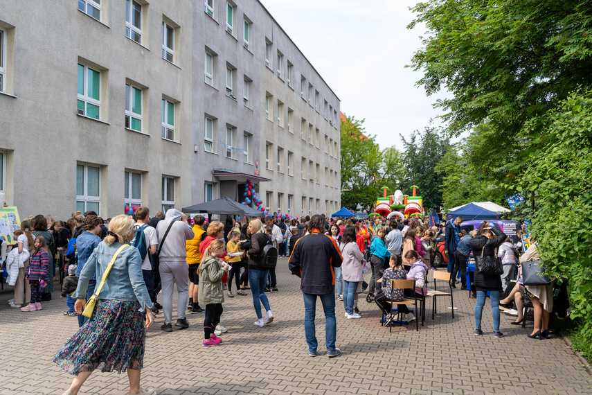 Festyn sąsiedzki z okazji Dnia Dziecka w SP 21 