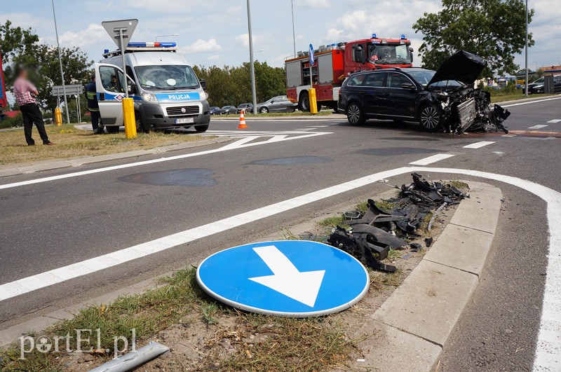 Zderzenie na skrzyżowaniu w Kazimierzowie