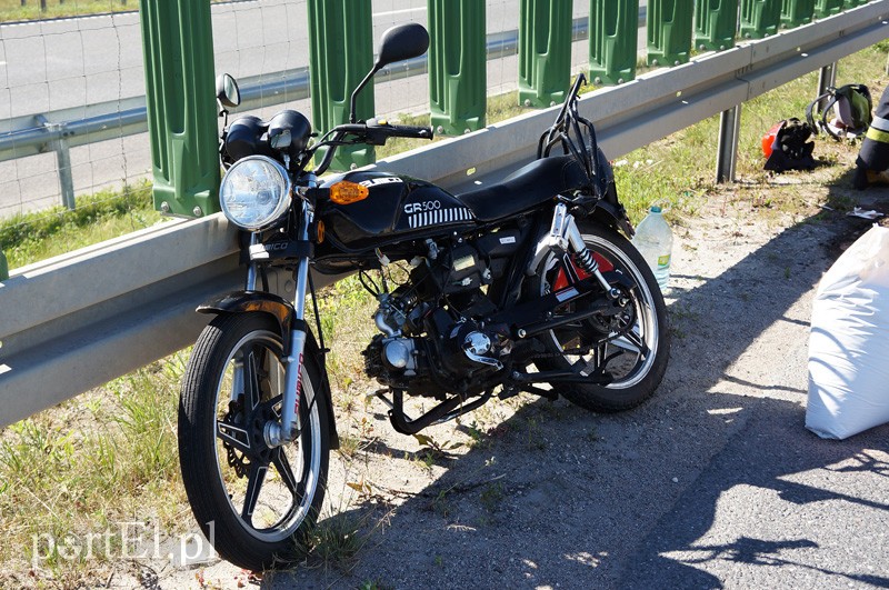 Wypadek w Nowinie: ranny motorowerzysta w szpitalu