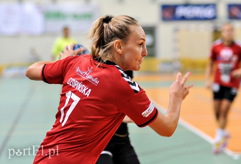 Start bliski zremisowania z mistrzyniami 