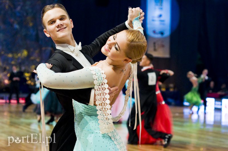  Zatańczyli tango i walca