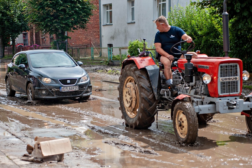 Wielkie sprzątanie po wielkiej wodzie