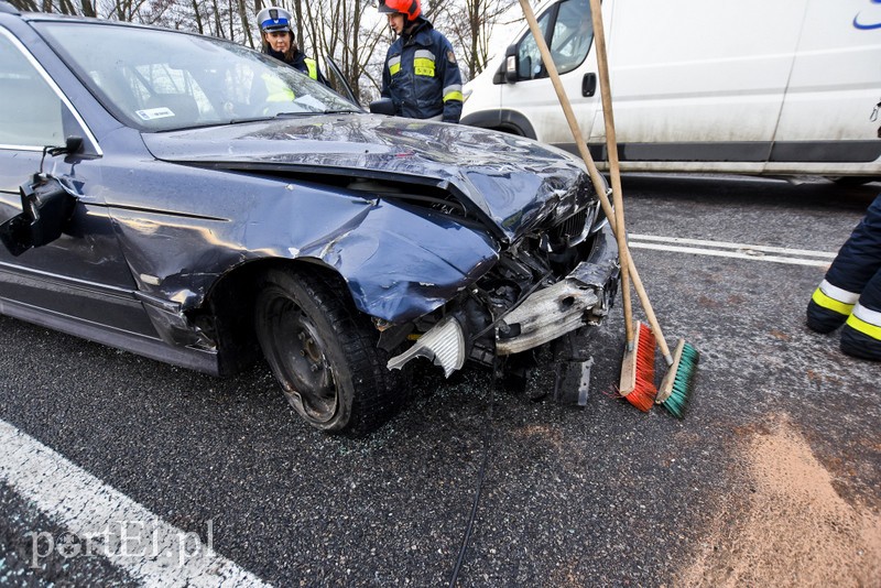 Wypadek audi z bmw na DK 22