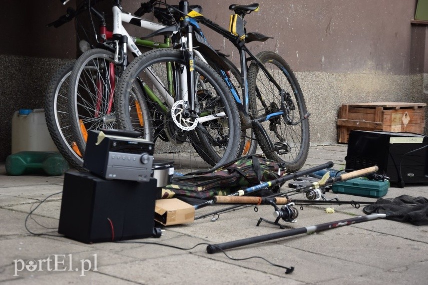 Policjanci odzyskali skradzione rowery i elektronarzędzia