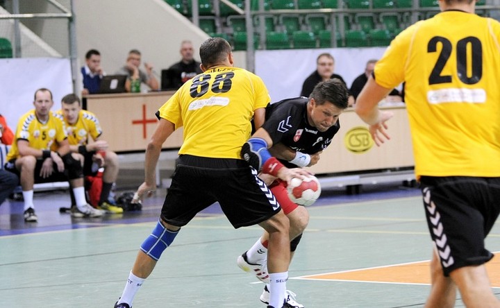 Małe derby dla Meblarzy