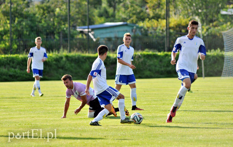 Tęcza odprawiona przez juniorów