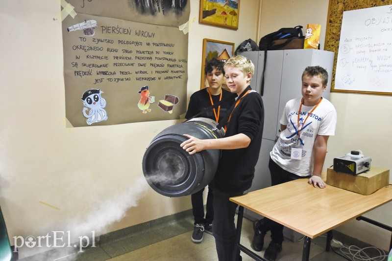 Maluchy odkrywają świat
