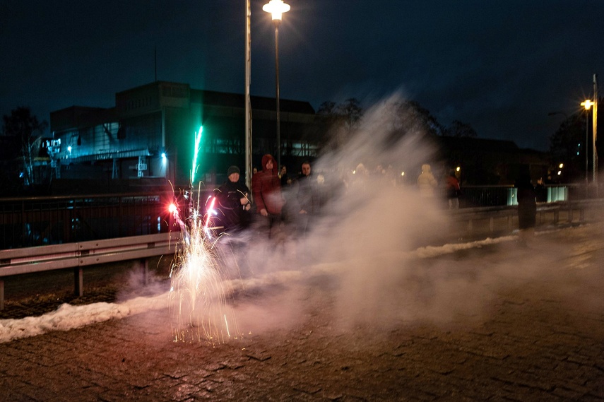 Na pokazie fajerwerków elblążanie przywitali Nowy Rok