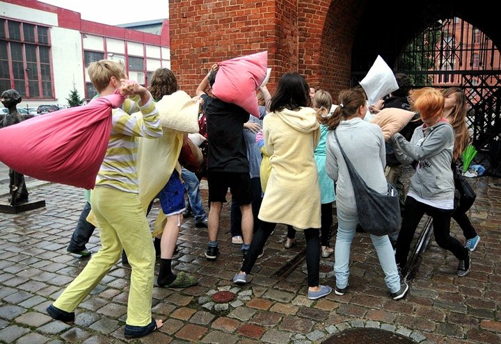 Poduszkowy flash mob