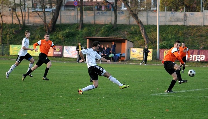 Derby dla Olimpii 2004