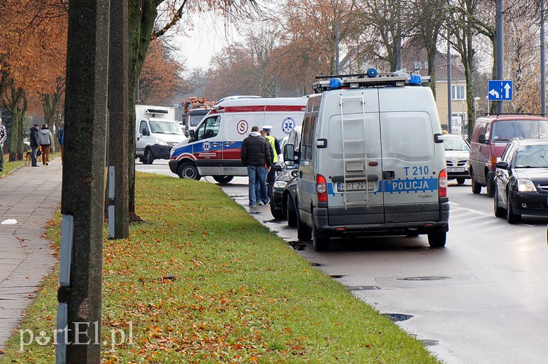 Efekt domina przy hali CSB