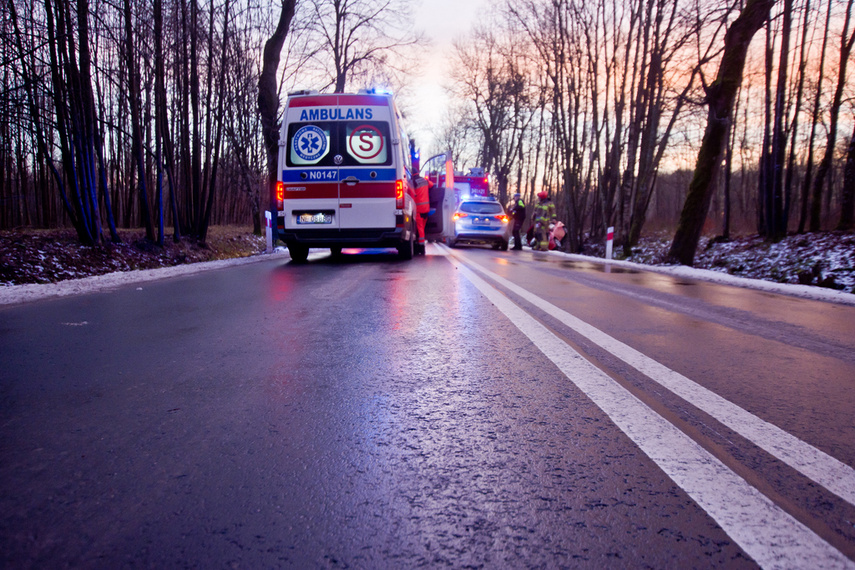 Tragedia koło Pomorskiej Wsi. Nie żyją dwie osoby
