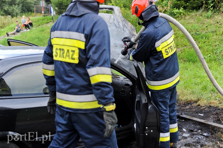 Pożar opla na ul. Łęczyckiej