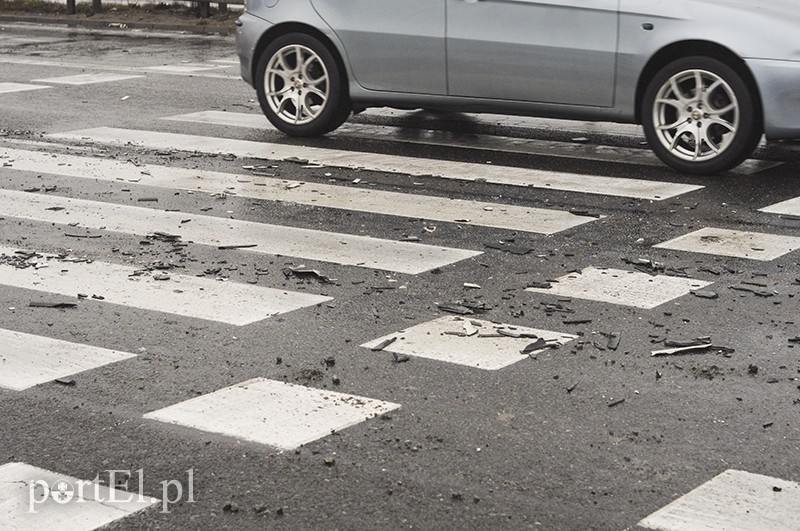  Ciężarówką wjechał w dwa auta