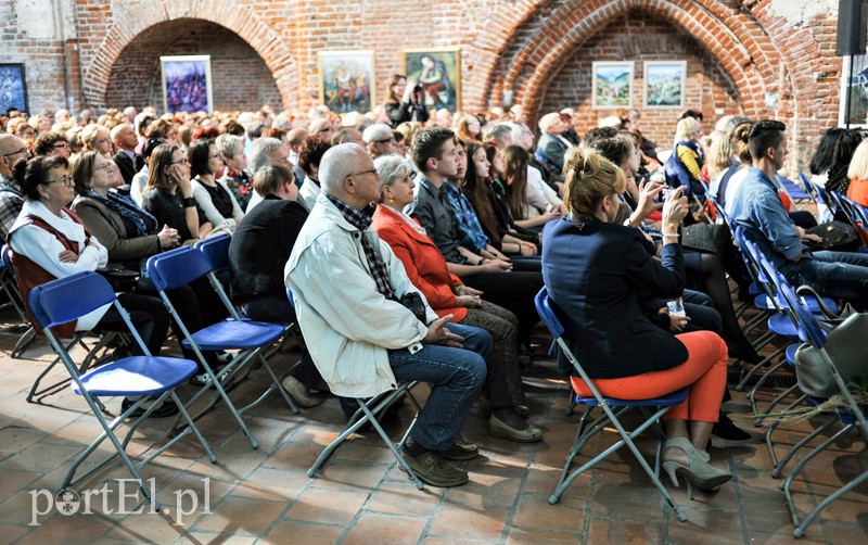 Cantata w Galerii El: były nawet tańce