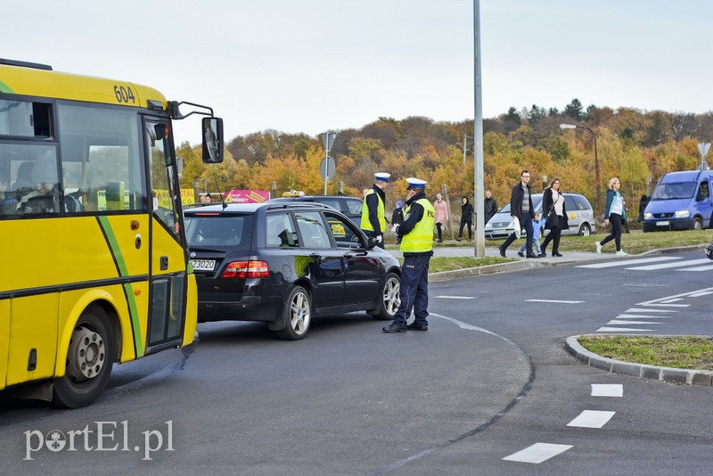 Tak było dzisiaj na elbląskich nekropoliach