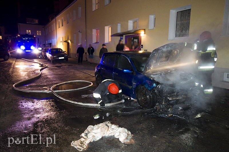  Na Sadowej zapalił się samochód