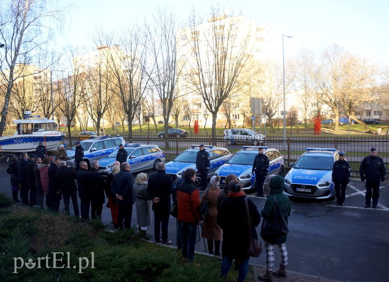 Będą pływać i jeździć nowym sprzętem