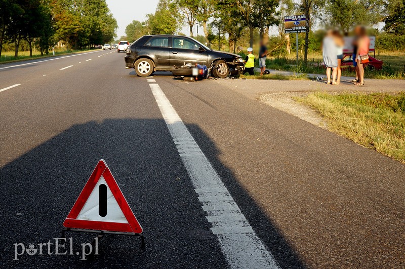 Wypadek w Kazimierzowie: ranny motocyklista w szpitalu