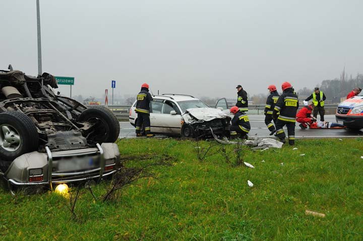 Wypadek na zjeździe z S22