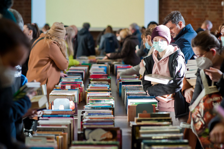 Literatura ma siłę. Kiermasz dla Ukrainy