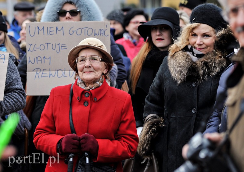 Nikt nam nie będzie układał życia