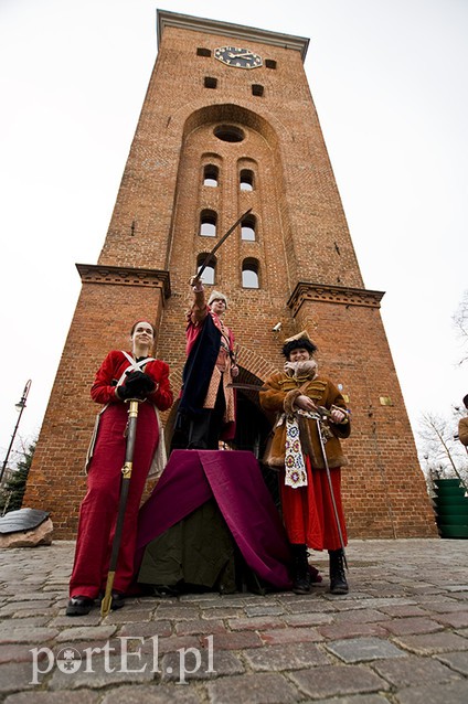  Żywe pomniki pod Bramą Targową