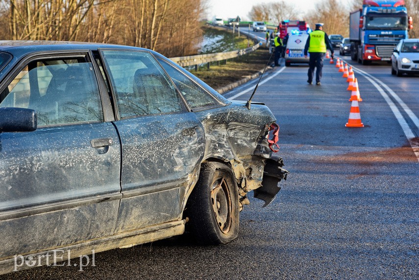 22-latek spowodował wypadek, będąc pod wpływem narkotyków i bez prawa jazdy